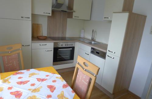 Augsdorf Apartment | Ferienwohnung Kusternik