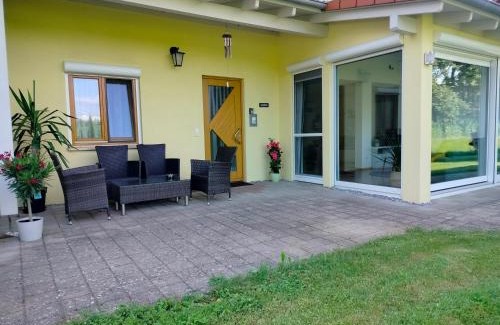 Otterswang Apartment | Ferienwohnung "Auszeit im Grünen"