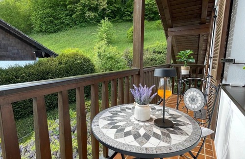 Bad Reichenhall Apartment | Ferienwohnung Bad Reichenhall-bergblick 70 qm mit 1 Schlafzimmer