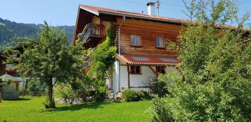 Bolsterlang Apartment | Ferienwohnung Bader