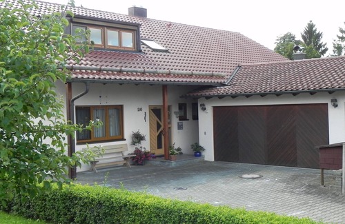 Muensingen Apartment | Ferienwohnung Beck, 52qm mit 1 Schlafraum und Terrasse für max. 4 Personen