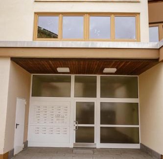 Oy Apartment | Ferienwohnung Bergzeit