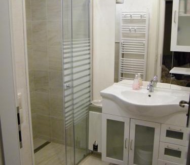 Jonsdorf Apartment | Ferienwohnung Bibas