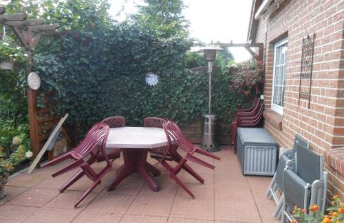 Neermoor Apartment | Ferienwohnung Brentano 65230