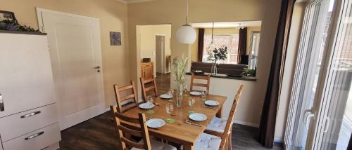 Esens Apartment | Ferienwohnung City