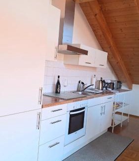 Eichet Apartment | Ferienwohnung SCHALL - Erholung zwischen Bergen und Chiemsee