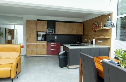 Leer Apartment | Ferienwohnungen Citydomizil Leer, 15180 - Ferienwohnung 1 Altschwoog