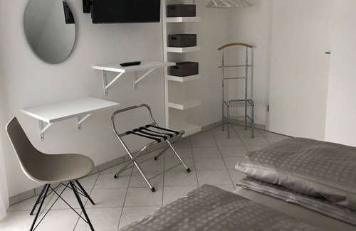 Markt Taschendorf Apartment | Ferienwohnung 75qm für zwei Personen mit tollem Ausblick