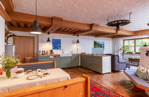 Blindau Apartment | Ferienwohnung Dominik mit Terrasse und Bergblick