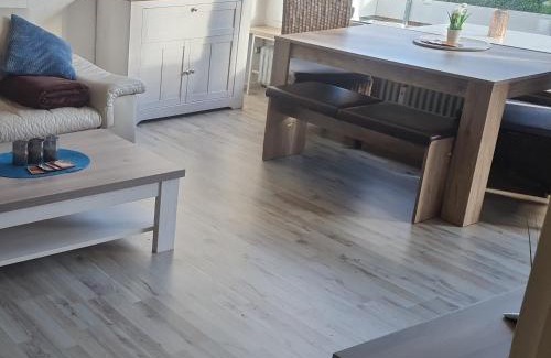 Fischeln Apartment | Ferienwohnung Eichhörnchen