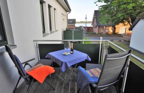 Middelhagen Apartment | Ferienwohnung Else Boddenkieker