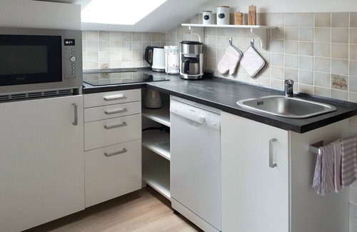 Bischofswiesen Apartment | Ferienwohnung für 1-4 Pers., 65 m², 2 Schlafzimmer, Wohnzimmer, Kochnische, 2 Bäder mit Dusche/WC, Balkon