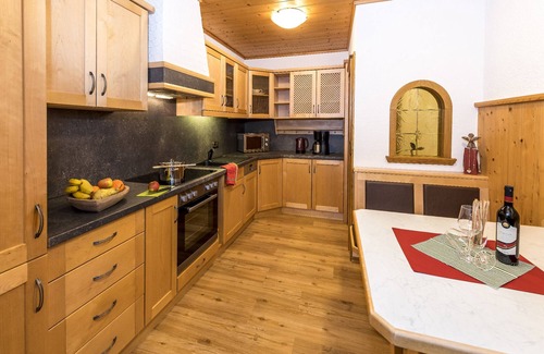 Bischofswiesen Apartment | Ferienwohnung für 2-4 Pers., 2 Schlafzimmer, Wohnzimmer, Terrasse