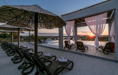 Milna (Brac) Apartment | Ferienwohnung für 10 Personen in Milna auf Brac, Dalmatien
