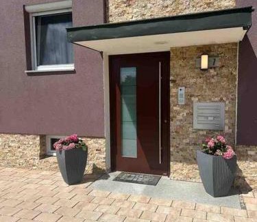 Meckenbeuren Apartment | Ferienwohnung Falke