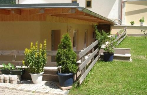 Flattach Apartment | Ferienwohnung Fam. Bidner