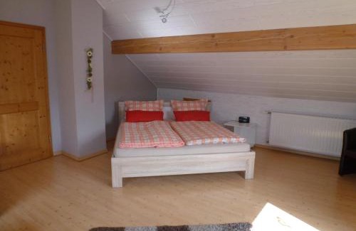 Marjoß Apartment | Ferienwohnung Familie Schultheis