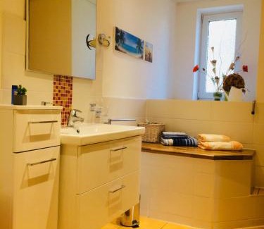 Jena-Nord Apartment | Ferienwohnung Fischer