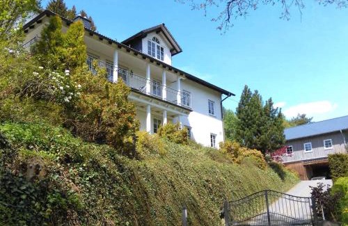Fleckenberg Apartment | Ferienwohnung Fleckenberg