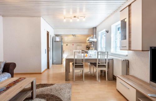 Oflingen Apartment | Ferienwohnung Fly