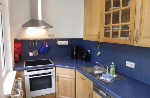 Jena Apartment | Ferienwohnung Friedrich Schiller, 2 Schlafzimmer, Balkon,kostenloses WiFi, nähe Zentrum,
