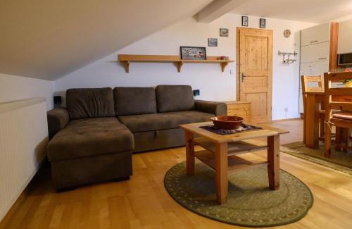 Lohberg Apartment | Ferienwohnung Frisch