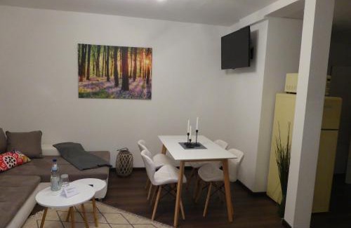 Jena Apartment | Ferienwohnung Goethe, 2 Schlafzimmer, Nähe Zentrum & Uni, ruhig, free Wifi, kostenloses Parken, Erdgeschoss