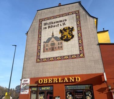 Adorf Apartment | Ferienwohnung Goldener Drache