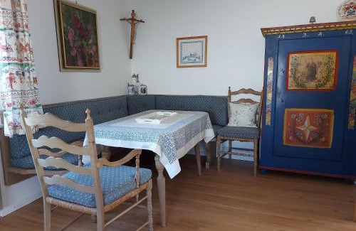 Munchen District Apartment | Ferienwohnung Grünwald