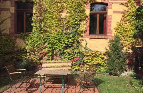 Halle Apartment | Ferienwohnung Huttenstraße Halle