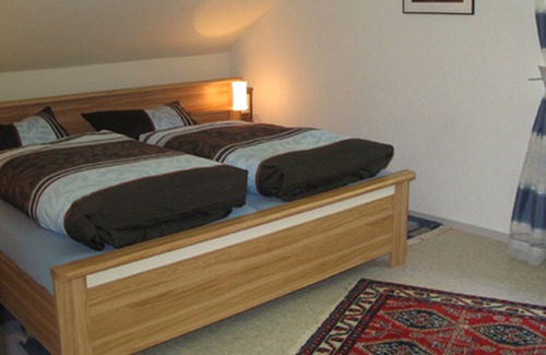 Hausen am Tann Apartment | Ferienwohnung Haus Elfi, 70 qm, Terrasse, 1 Schlafzimmer, max. 3 Personen