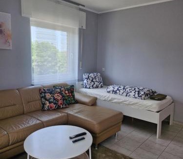 Rhein-Erft-Kreis District House | Ferienwohnung Habichtweg