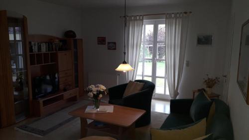 Kuehlungsborn Apartment | Ferienwohnung Haus MAX 135