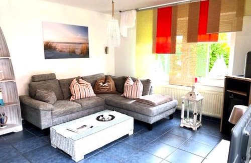Ditzum Apartment | Ferienwohnung Haus Schwalbennest EG