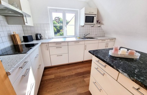 Hilzingen Apartment | Ferienwohnung Heidi mit 120qm, 3 Schlafzimmer, Max. 7 Personen