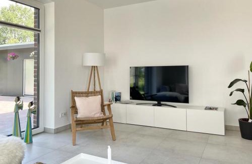 Fedderwardersiel Apartment | Ferienwohnung HEIN am Nordseedeich