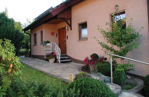 Steinbach Apartment | Ferienwohnung Herrnberg
