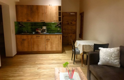 Nesselwaengle Apartment | Ferienwohnung Hochwiesler - Appartments und Pension Mariandl