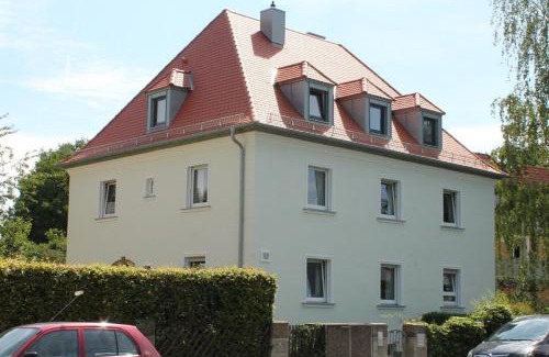 Bayreuth Apartment | Ferienwohnung Holl
