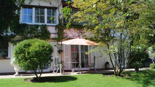 Bad Buchau Apartment | Ferienwohnung Hummel