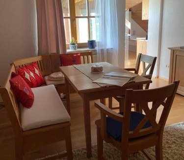 Grossenbrach Apartment | Ferienwohnung Idylle