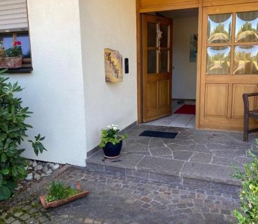 Grossenbrach Apartment | Ferienwohnung Idylle