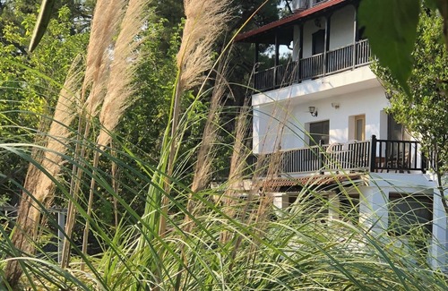 Vourvourou Apartment | Ferienwohnung im 1. Stock der Villa Dagor Direkt am Meer