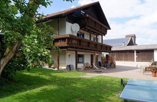 Nittenau Apartment | Ferienwohnung im bäuerlichen Flair mit herrlichem Ausblick