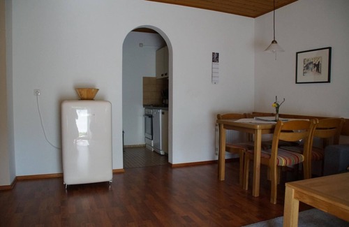 Zwiesel Apartment | Ferienwohnung im Erdgeschoss (60qm) mit zwei seperaten Schlafzimmern