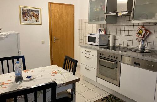 Herdecke Apartment | Ferienwohnung im Grünen EG mit Terrasse