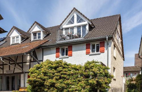 Gaienhofen Apartment | Ferienwohnung im Künstlerhaus
