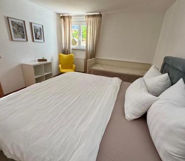 Herbolzheim Apartment | Ferienwohnung im Sand