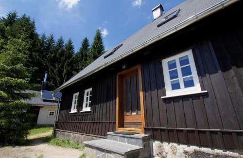 Klingenthal Apartment | Ferienwohnung in Klingenthal mit Terrasse, Grill und Garten