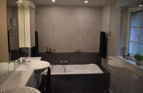 Stolberg Apartment | Ferienwohnung JaRa 1 mit Sauna